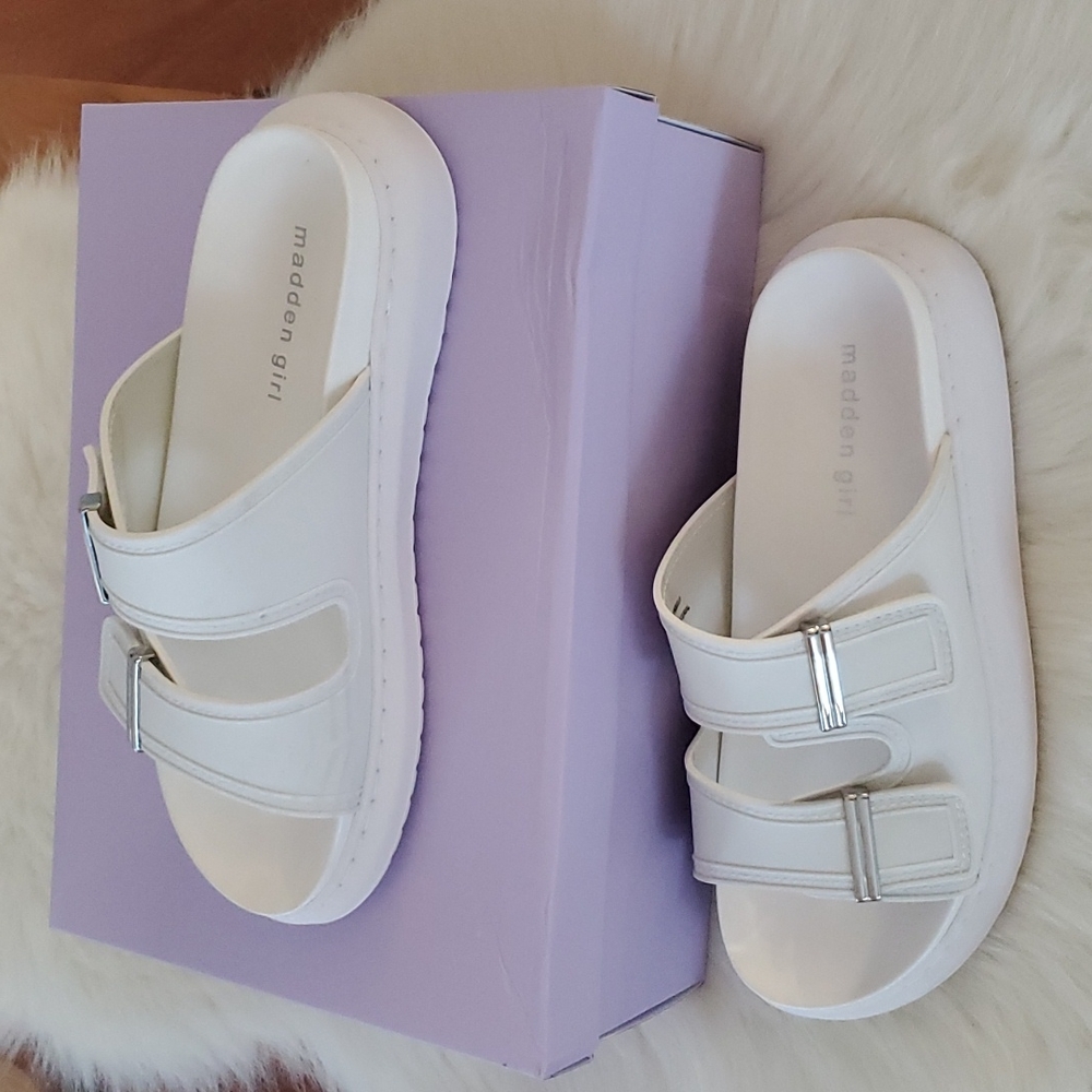 Steve Madden Kingsley White Women's Slip-on Slides Sandal Slipper Size 8M